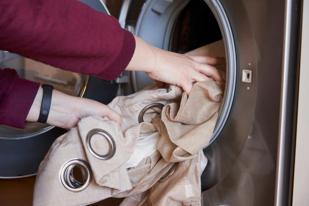 Curtains Cleaning